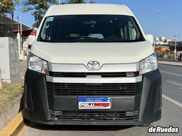 Toyota Hiace Usada en San Juan, deRuedas