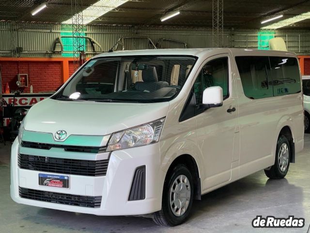 Toyota Hiace Usada en San Juan, deRuedas