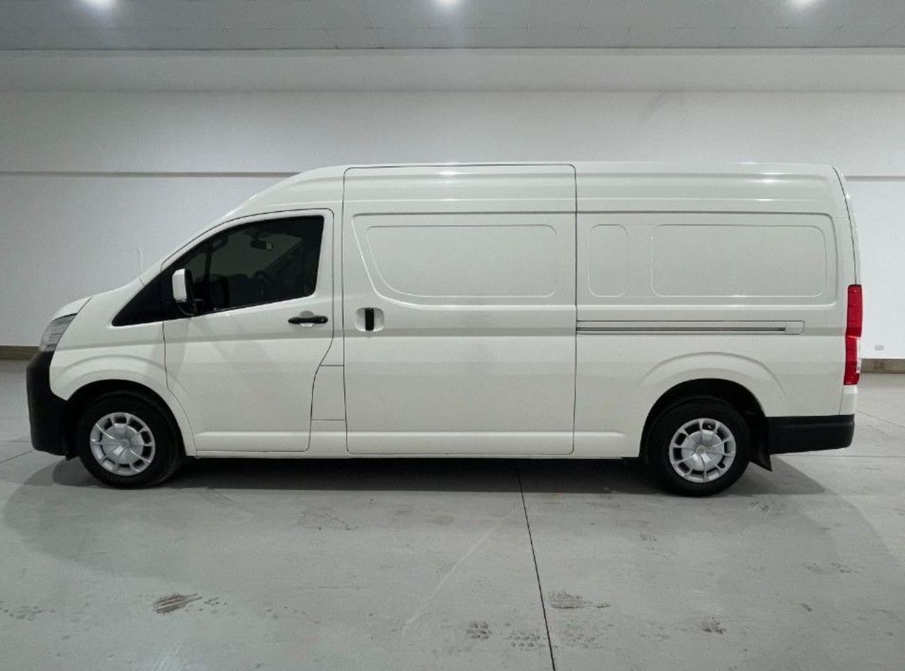 Toyota Hiace Usada en Mendoza, deRuedas