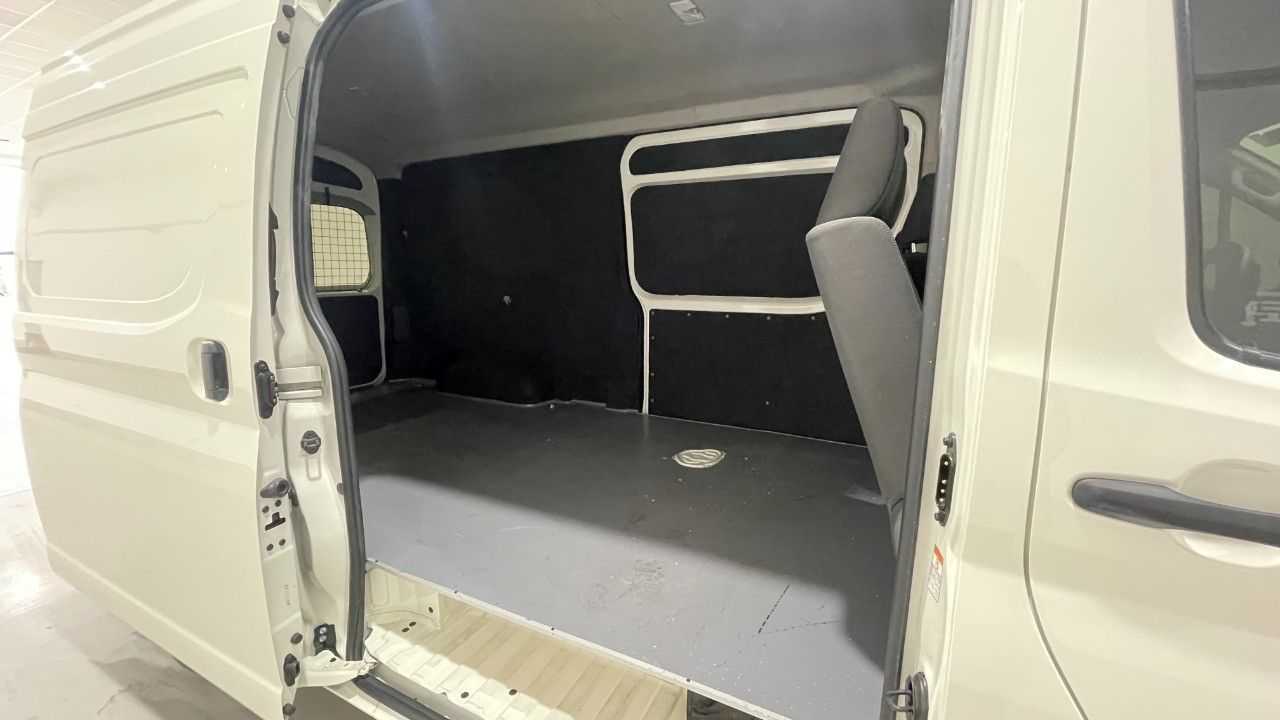 Toyota Hiace Usada en Mendoza, deRuedas