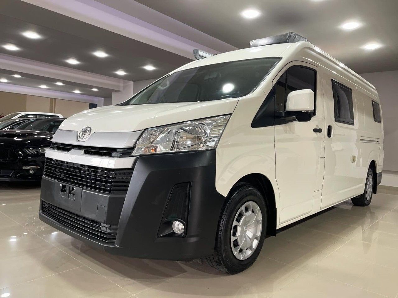 Toyota Hiace Usada Financiado en San Juan, deRuedas