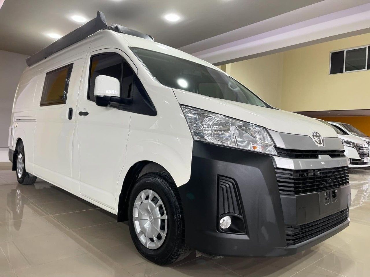 Toyota Hiace Usada Financiado en San Juan, deRuedas