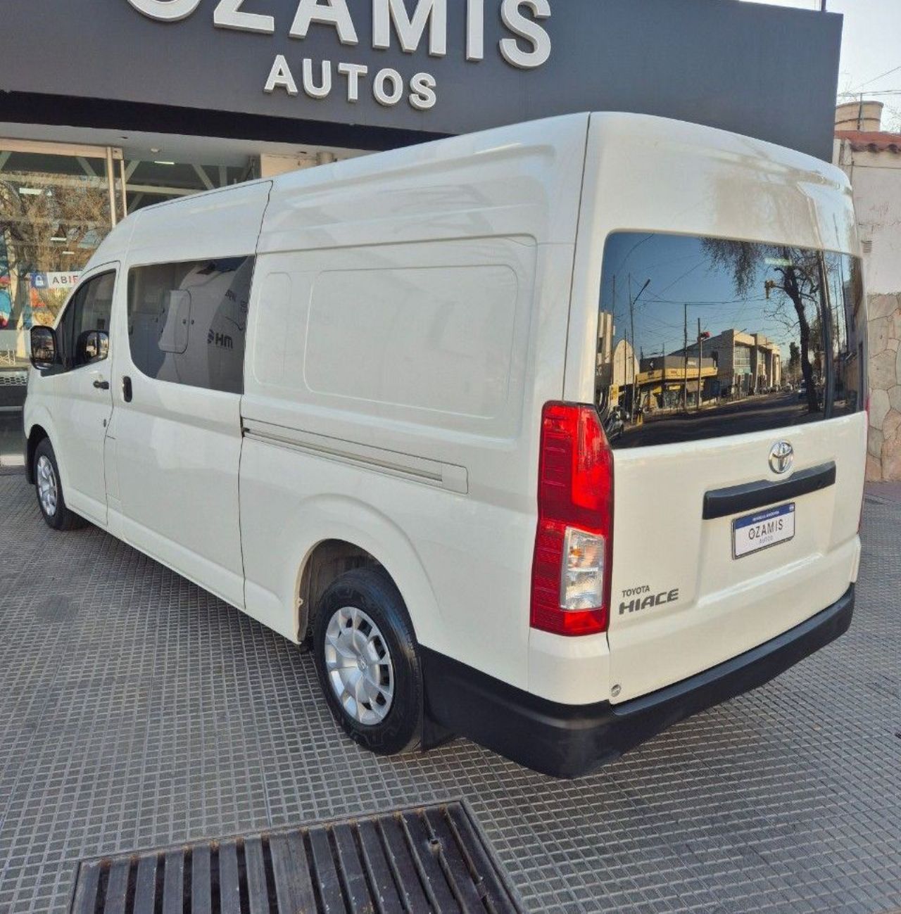Toyota Hiace Usada Financiado en Mendoza, deRuedas