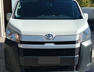 Toyota Hiace Usada en Córdoba Financiado