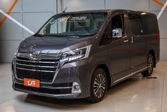 Toyota Hiace Usada en Córdoba Financiado