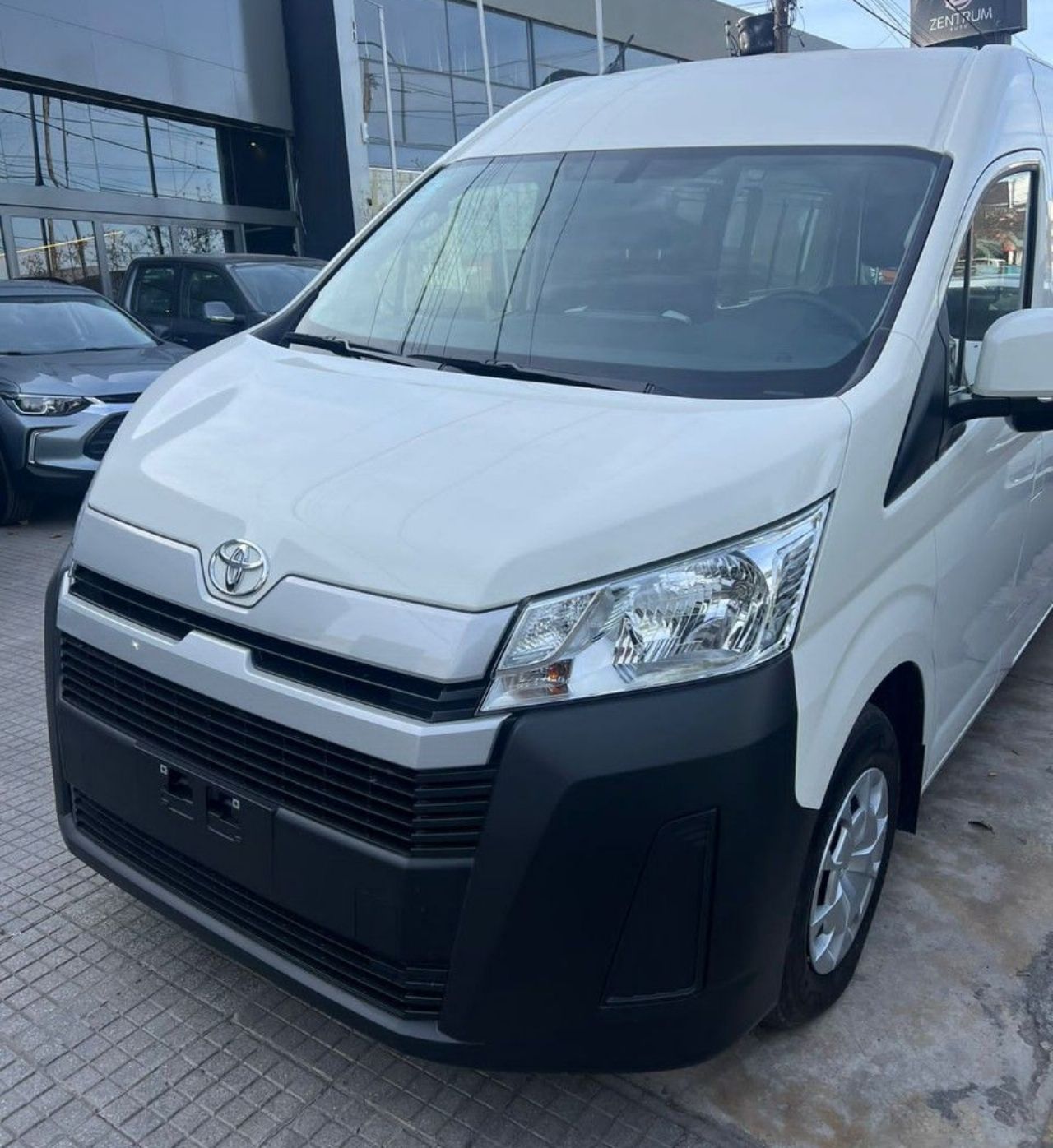 Toyota Hiace Nueva en Córdoba, deRuedas