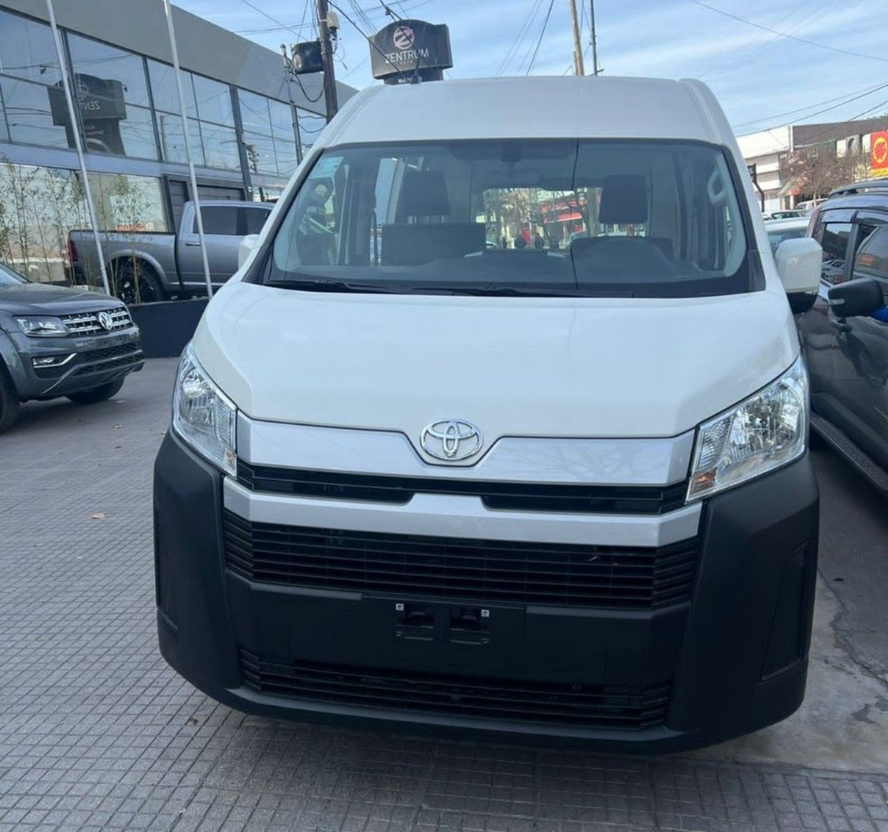 Toyota Hiace Nueva en Córdoba, deRuedas