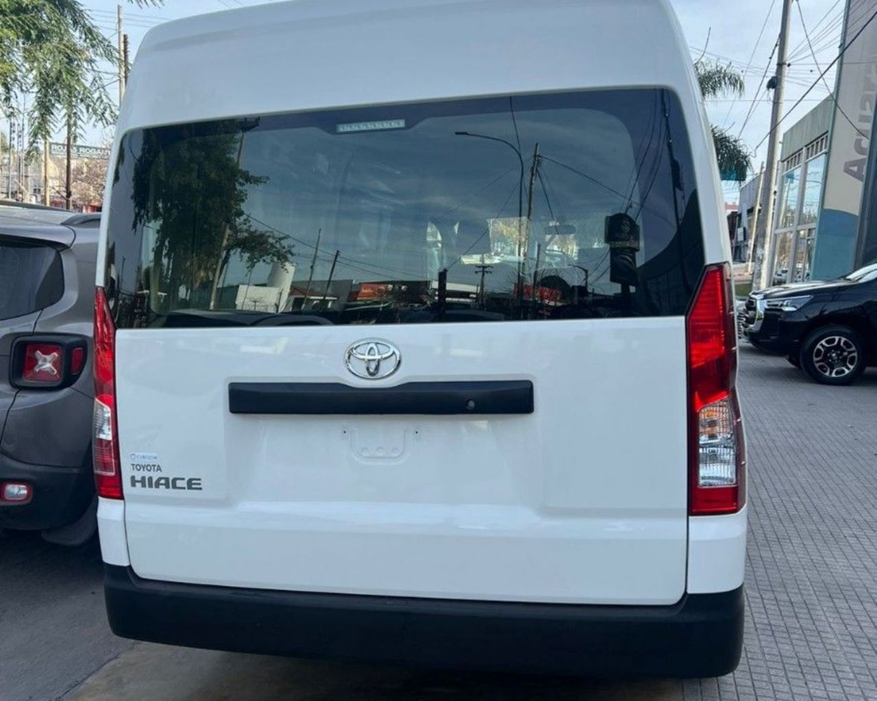 Toyota Hiace Nueva en Córdoba, deRuedas