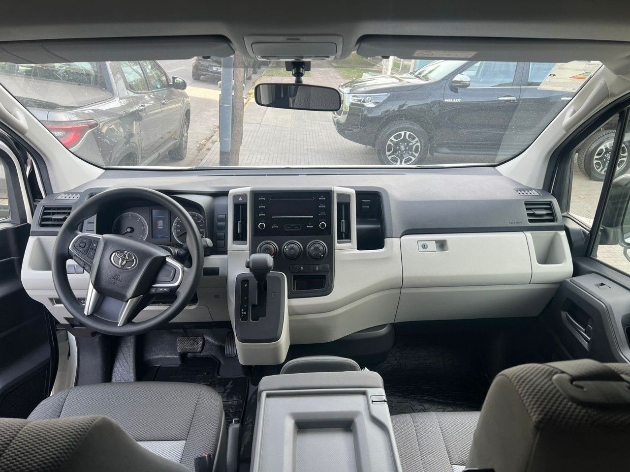 Toyota Hiace Nueva en Córdoba, deRuedas