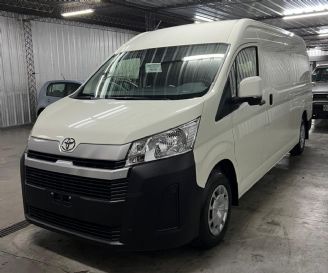 Toyota Hiace Nueva en San Juan Financiado