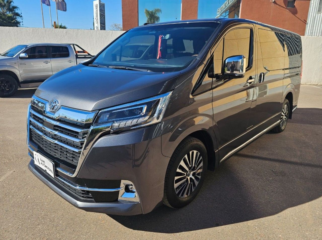 Toyota Hiace Usada Financiado en Mendoza, deRuedas
