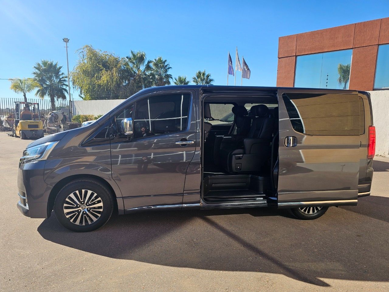 Toyota Hiace Usada Financiado en Mendoza, deRuedas