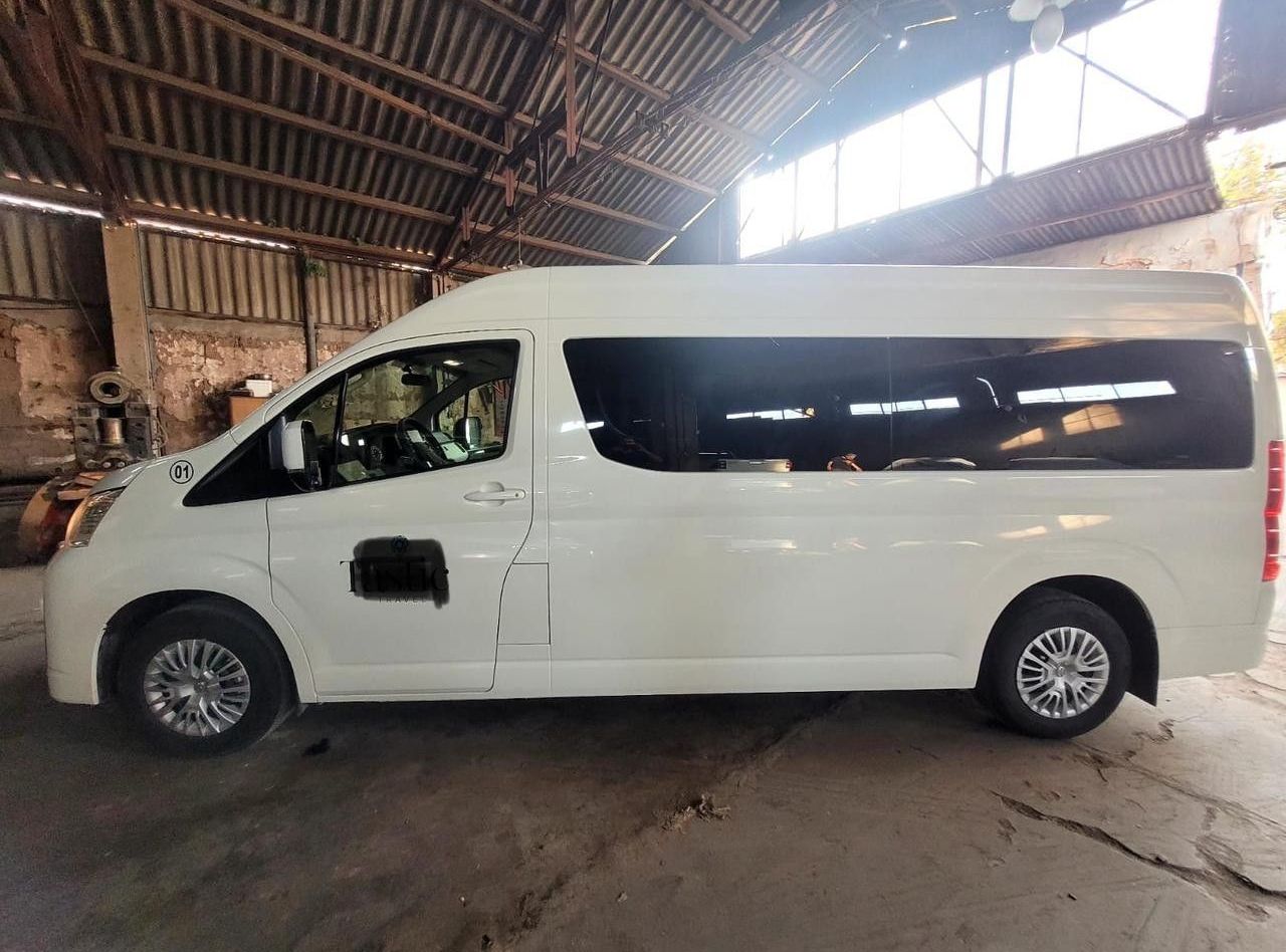 Toyota Hiace Usada Financiado en Mendoza, deRuedas