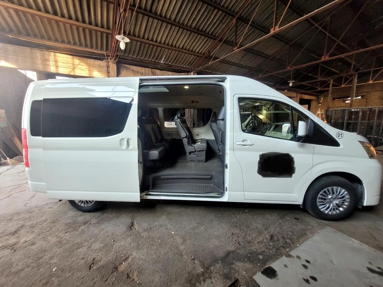 Toyota Hiace Usada Financiado en Mendoza, deRuedas