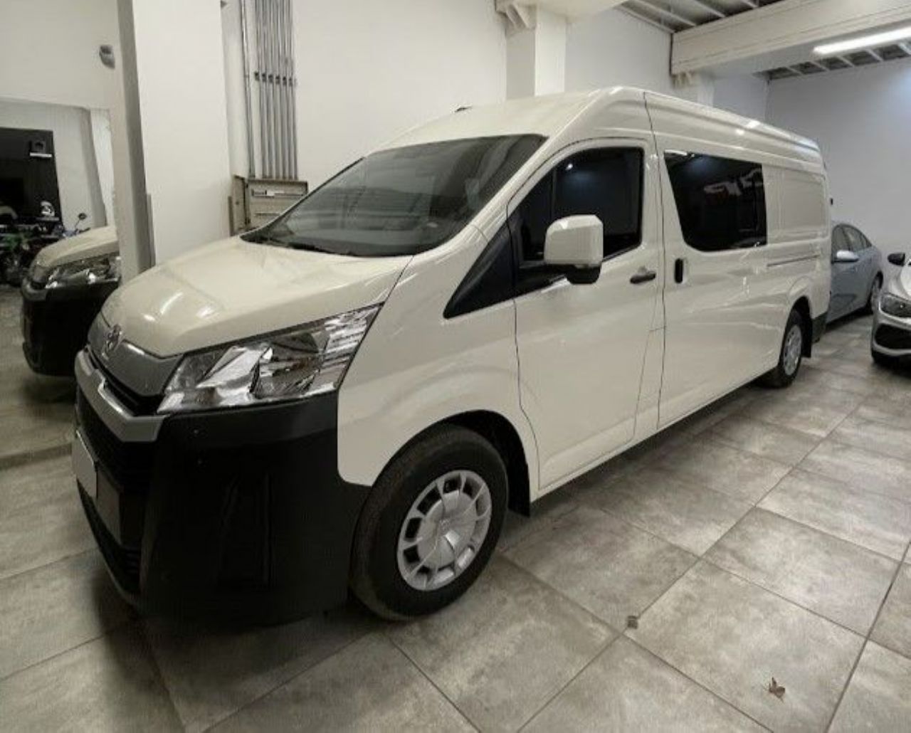 Toyota Hiace Usada Financiado en San Juan, deRuedas
