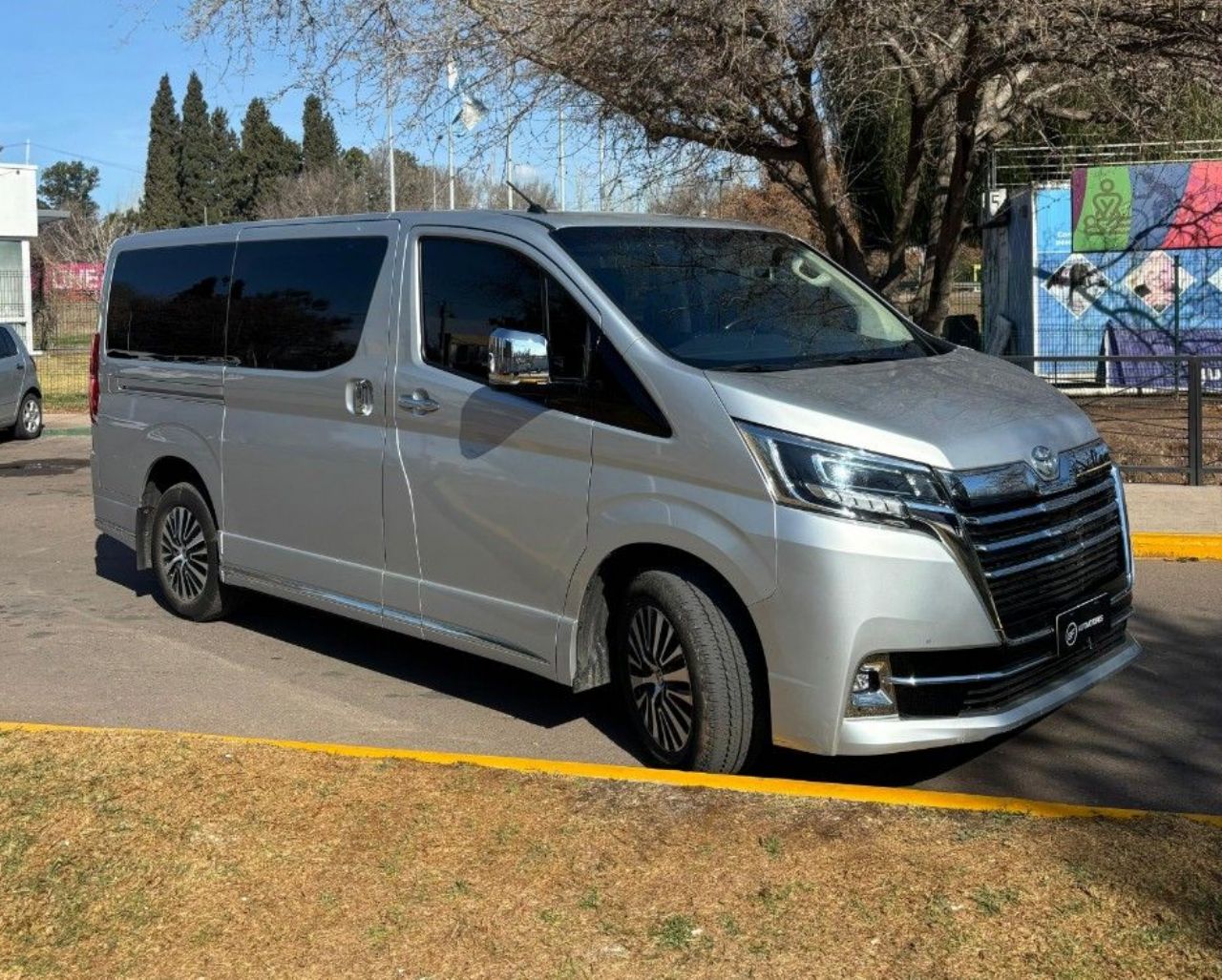 Toyota Hiace Usada Financiado en Mendoza, deRuedas