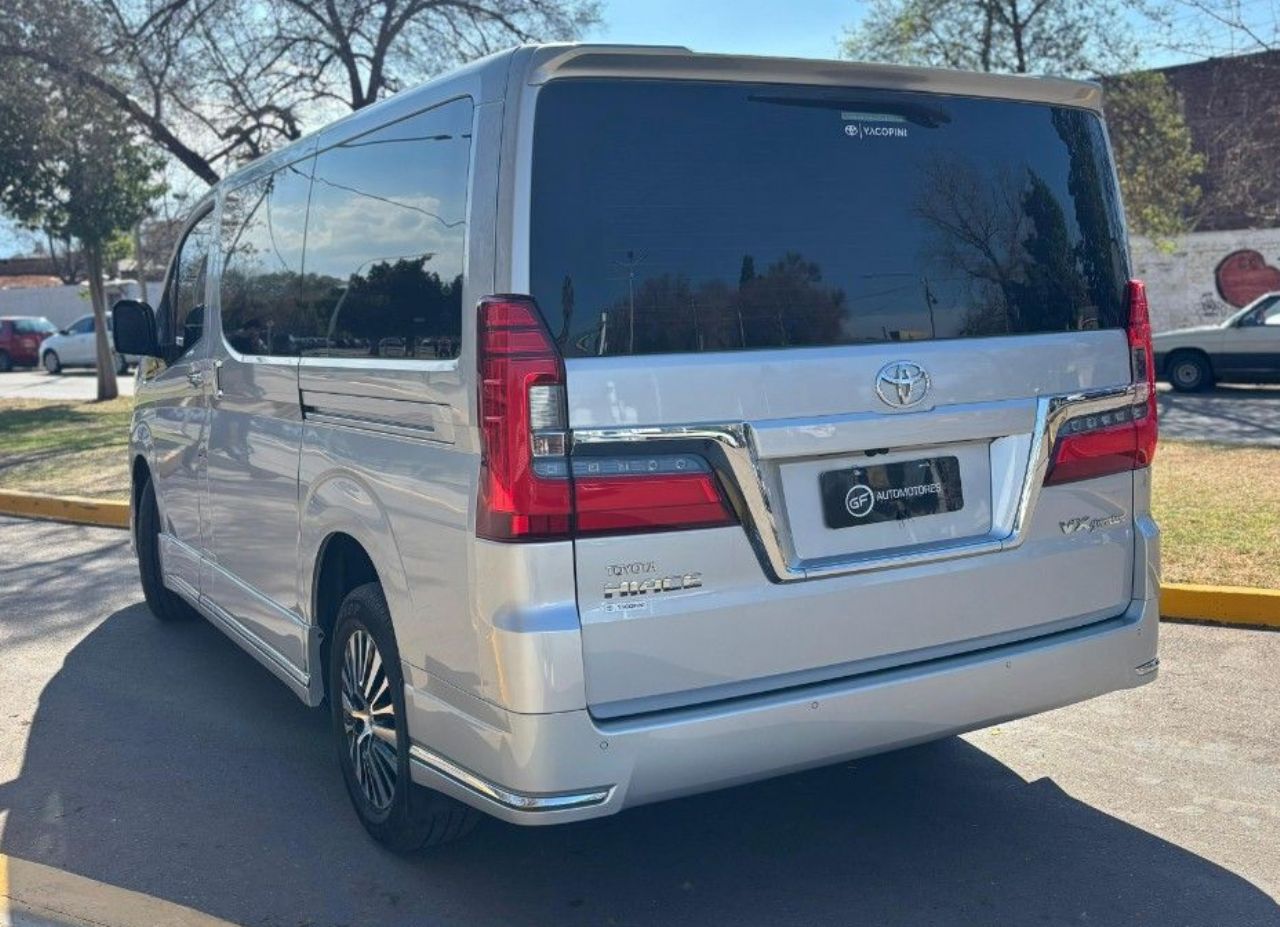 Toyota Hiace Usada Financiado en Mendoza, deRuedas
