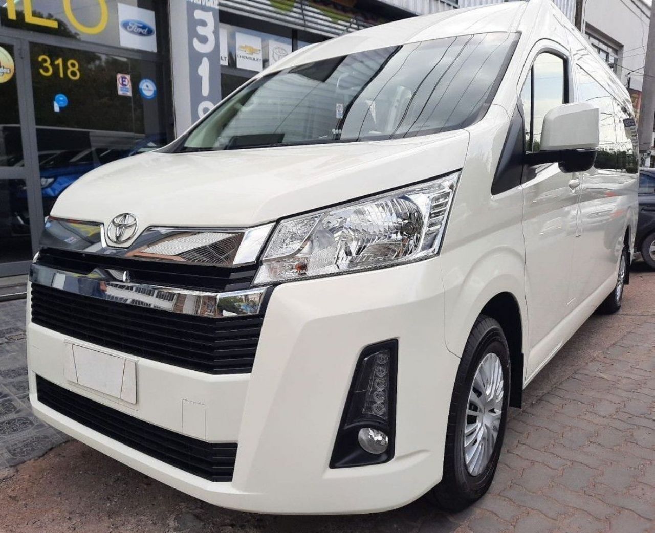 Toyota Hiace Nueva en Mendoza, deRuedas