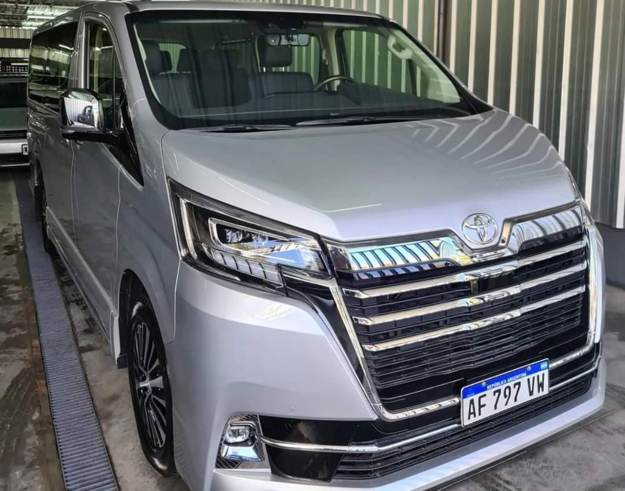 Toyota Hiace Nueva en San Juan, deRuedas