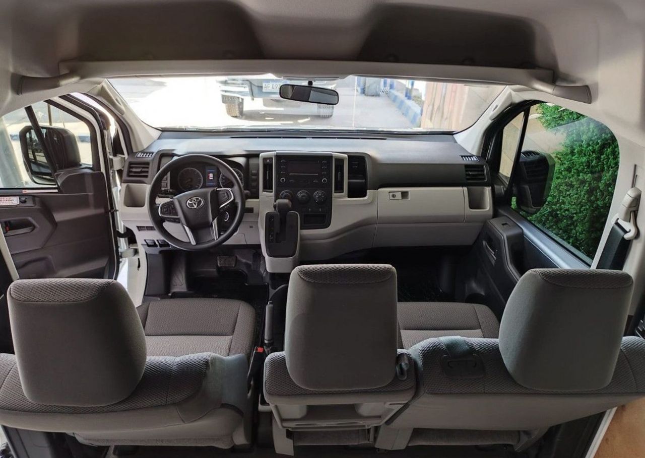 Toyota Hiace Nueva en Mendoza, deRuedas