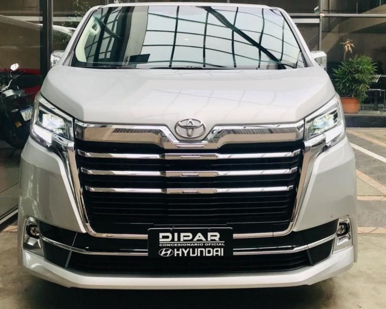 Toyota Hiace Nueva en Mendoza, deRuedas