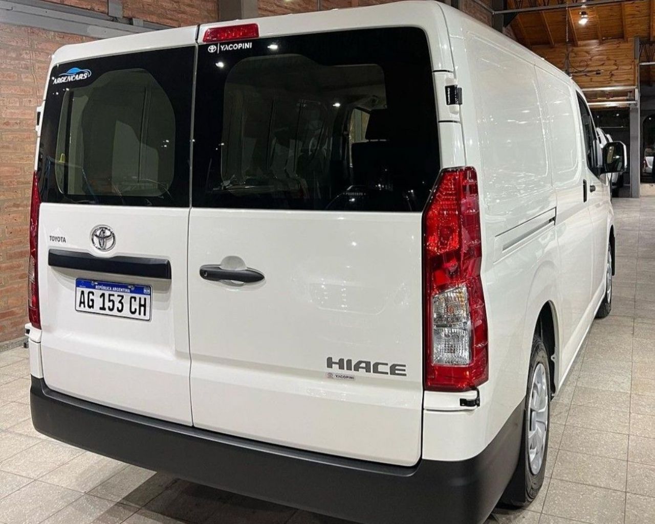 Toyota Hiace Nueva en San Juan, deRuedas
