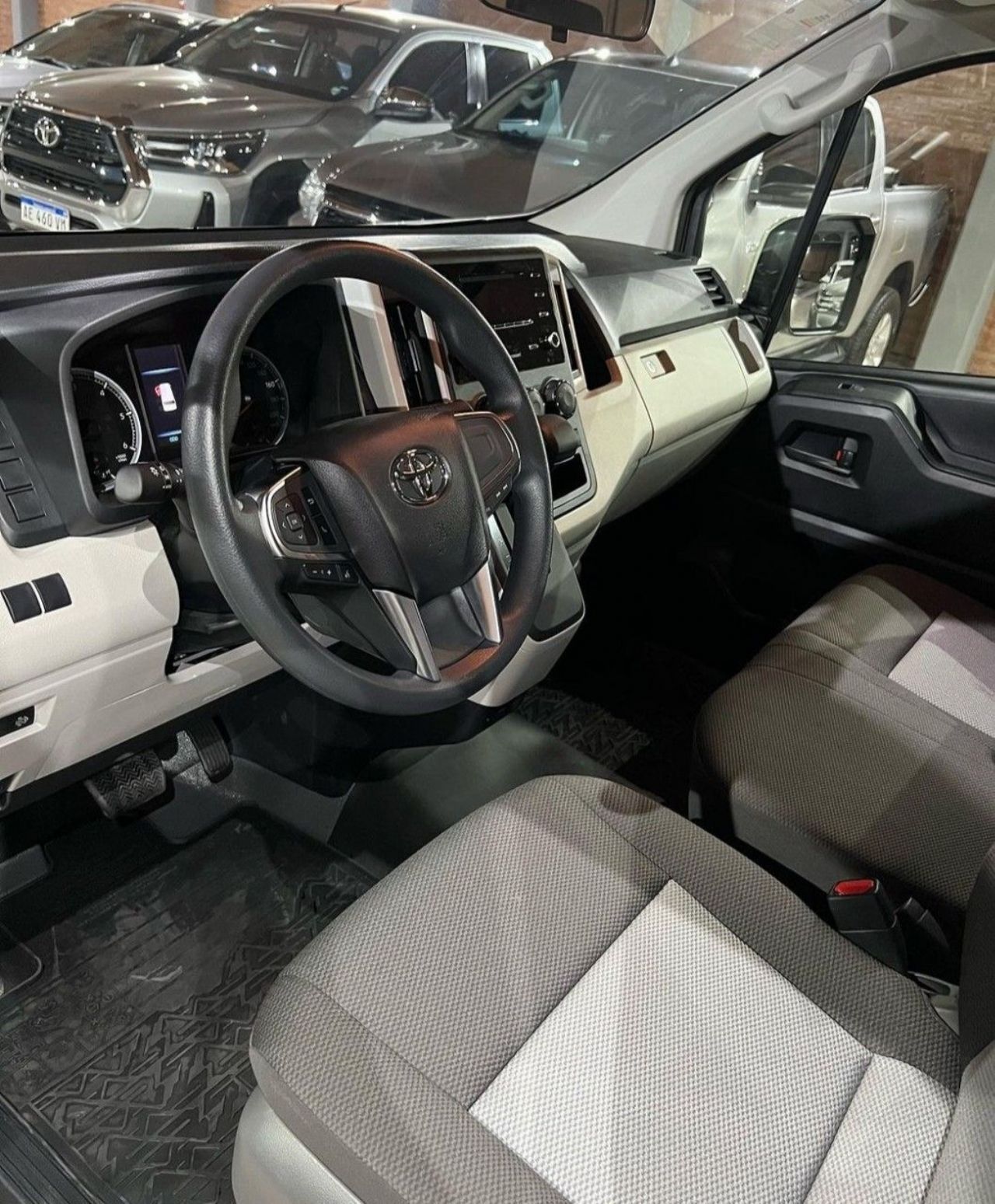 Toyota Hiace Nueva en San Juan, deRuedas