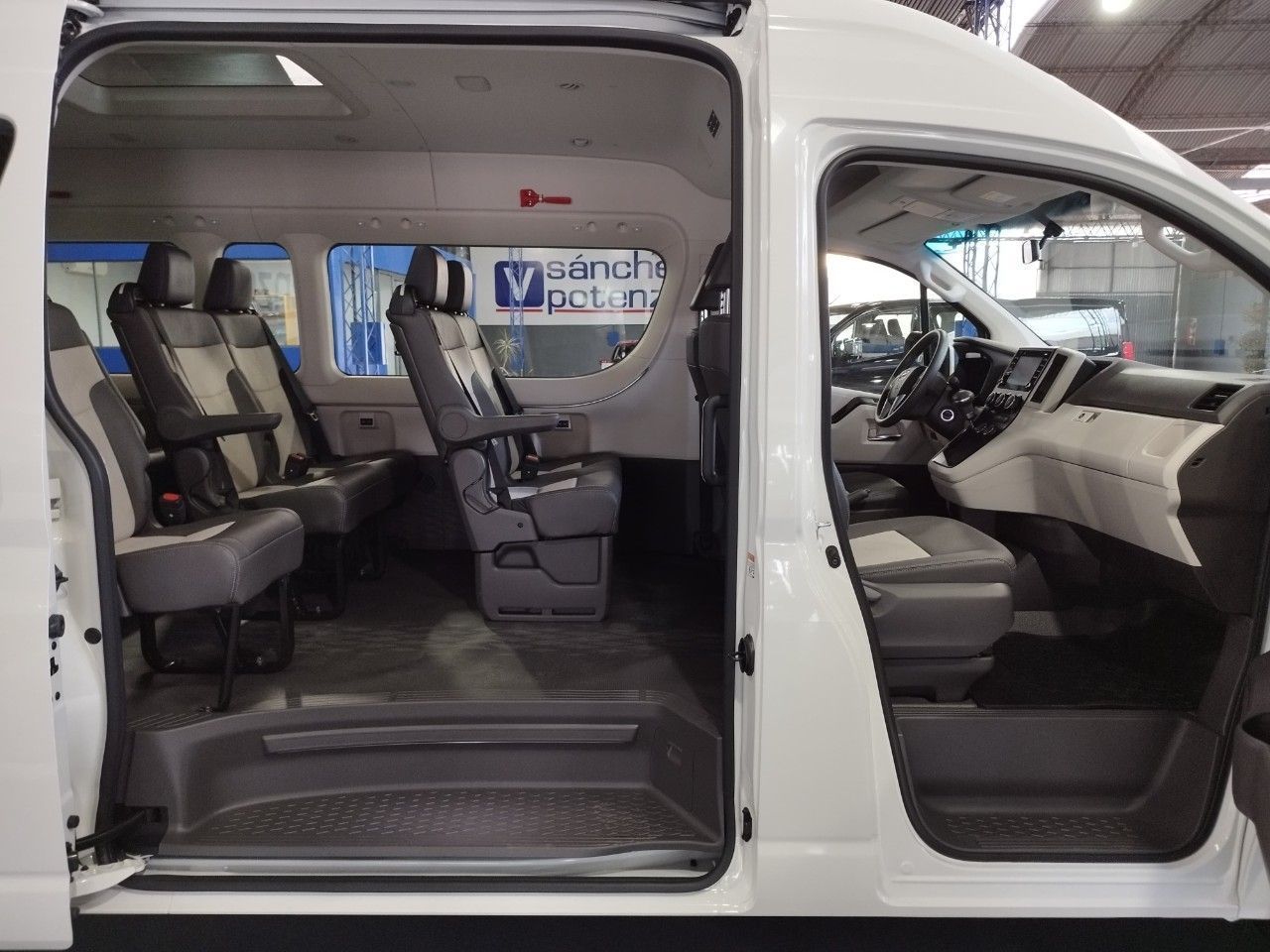 Toyota Hiace Nueva en Mendoza, deRuedas