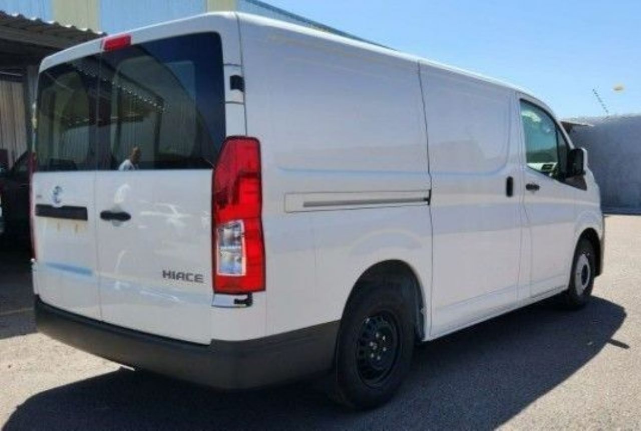 Toyota Hiace Nueva en Mendoza, deRuedas