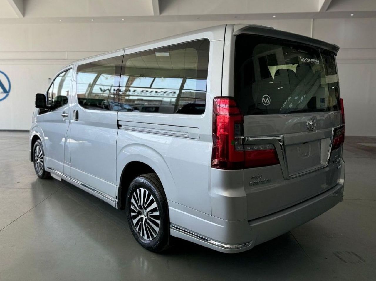 Toyota Hiace Nueva en San Juan, deRuedas