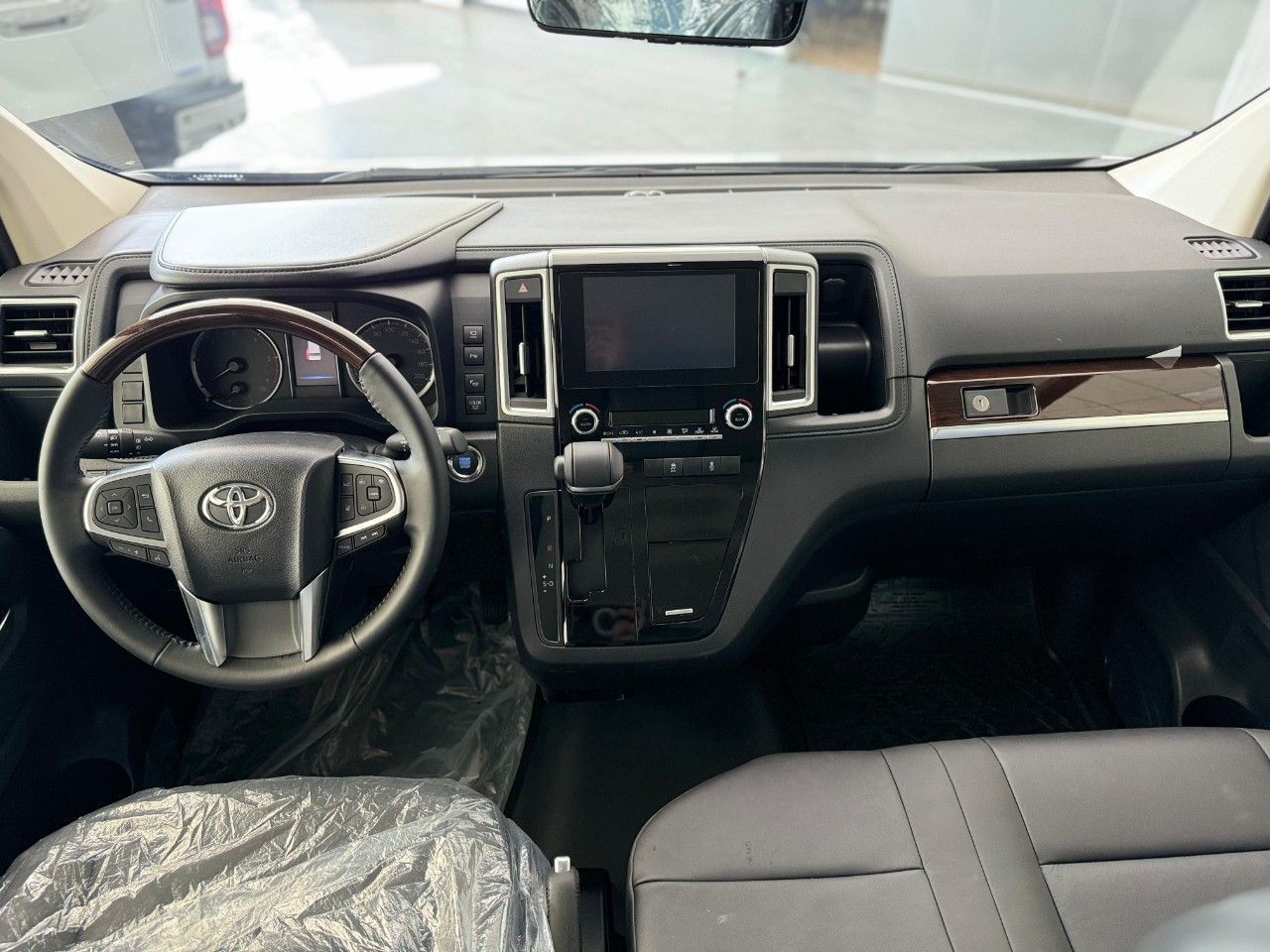 Toyota Hiace Nueva en San Juan, deRuedas