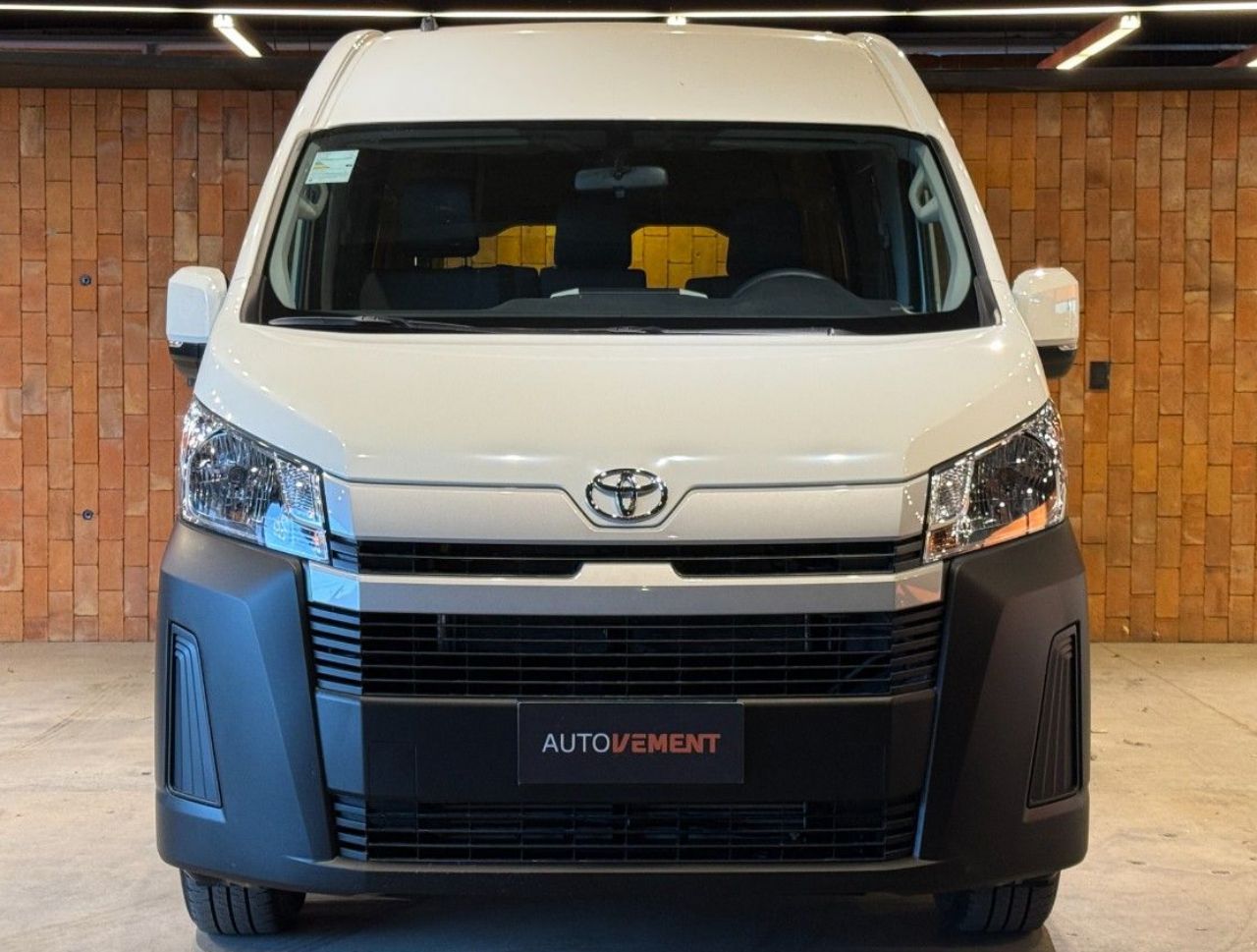Toyota Hiace Nueva en Córdoba, deRuedas
