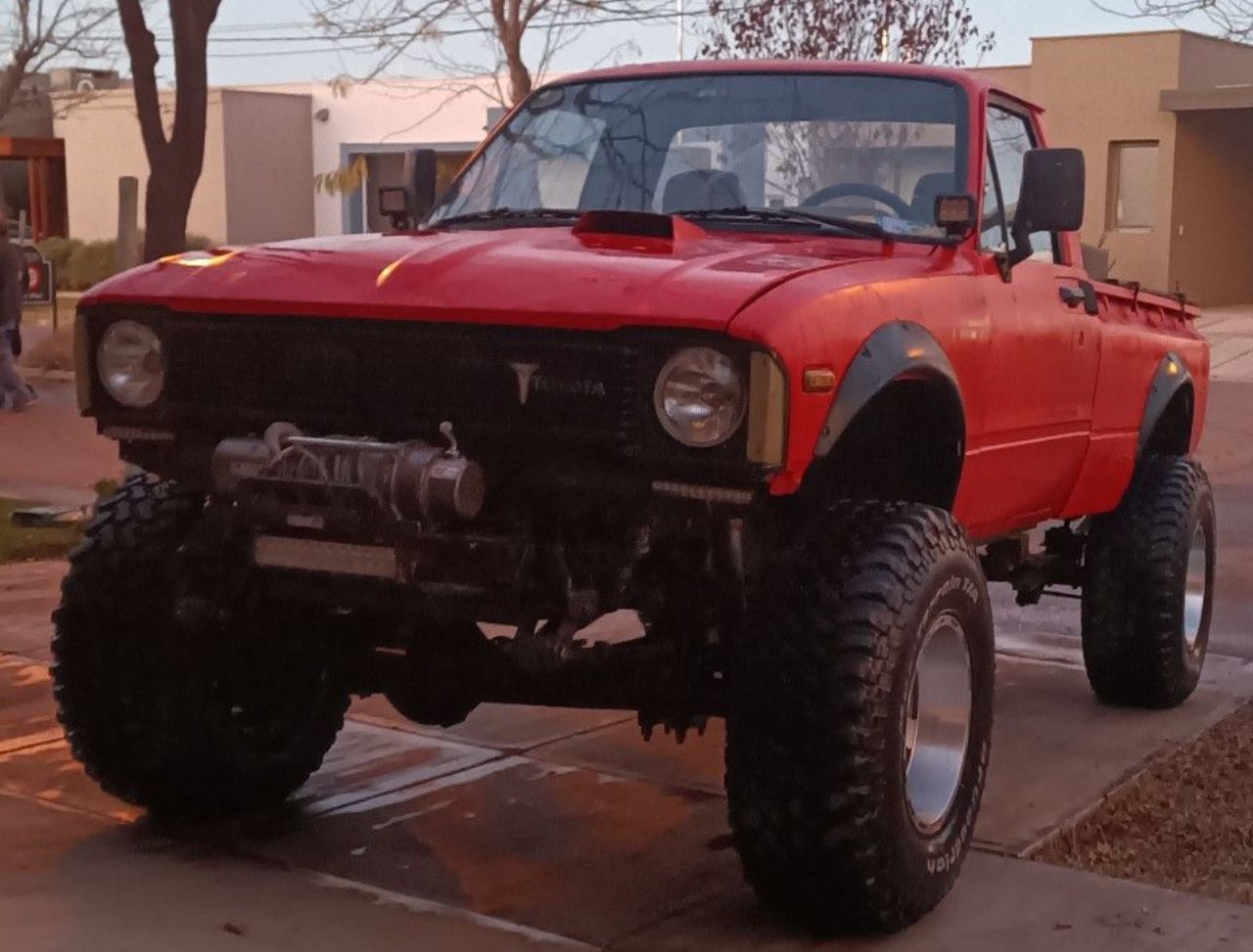 Toyota Hilux Usada en Mendoza, deRuedas