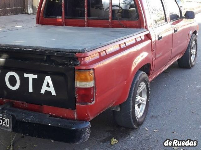 Toyota Hilux Usada en Mendoza, deRuedas