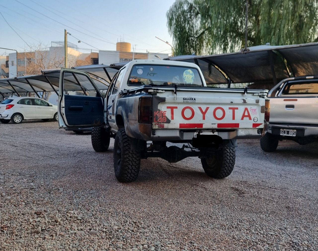 Toyota Hilux Usada en Mendoza, deRuedas