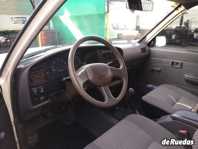 Toyota Hilux Usada en Mendoza, deRuedas