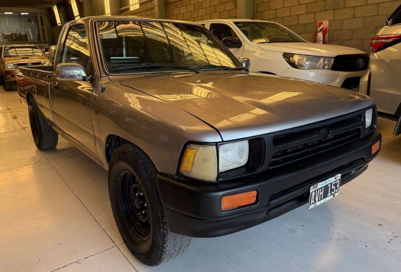 Toyota Hilux Usada en Mendoza, deRuedas