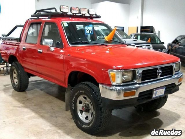 Toyota Hilux Usada en Mendoza, deRuedas