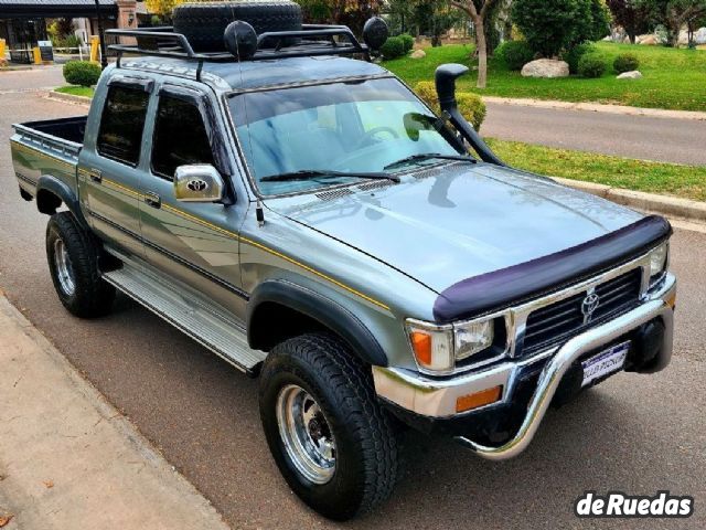 Toyota Hilux Usada en Mendoza, deRuedas