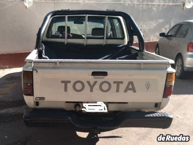 Toyota Hilux Usada en Mendoza, deRuedas