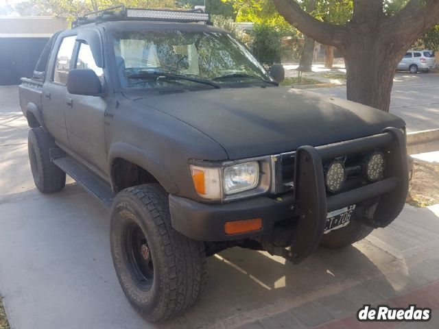 Toyota Hilux Usada en Mendoza, deRuedas