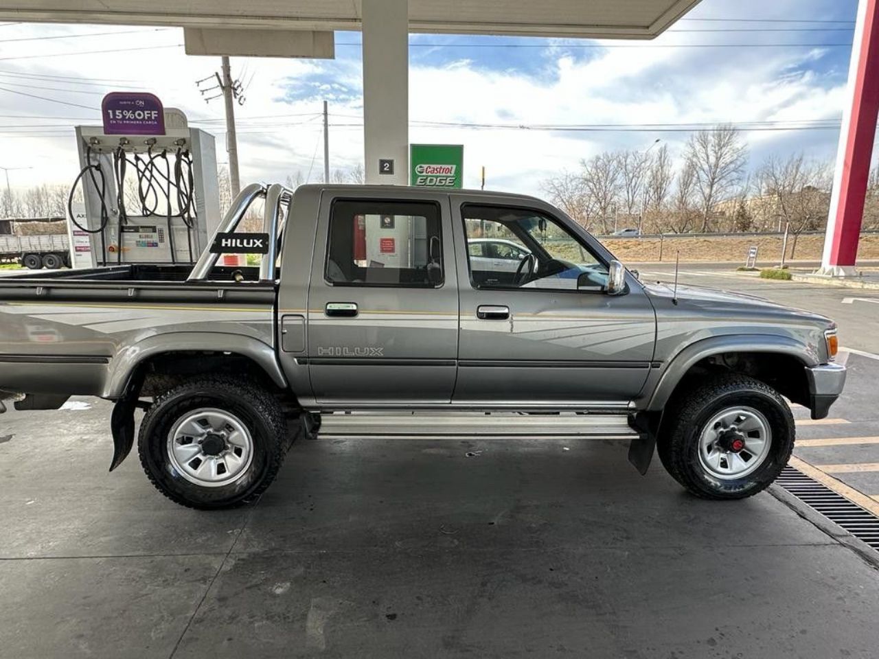 Toyota Hilux Usada en Mendoza, deRuedas