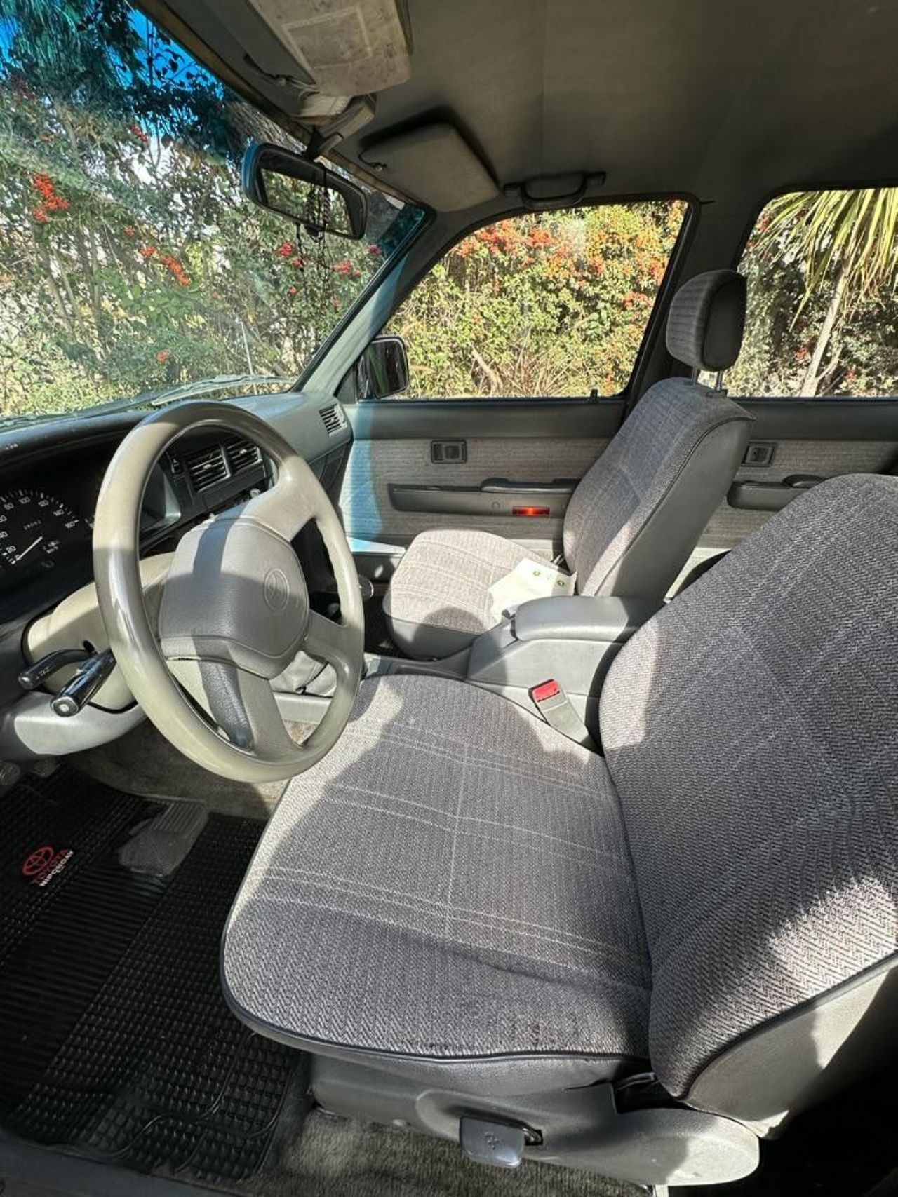 Toyota Hilux Usada en Mendoza, deRuedas