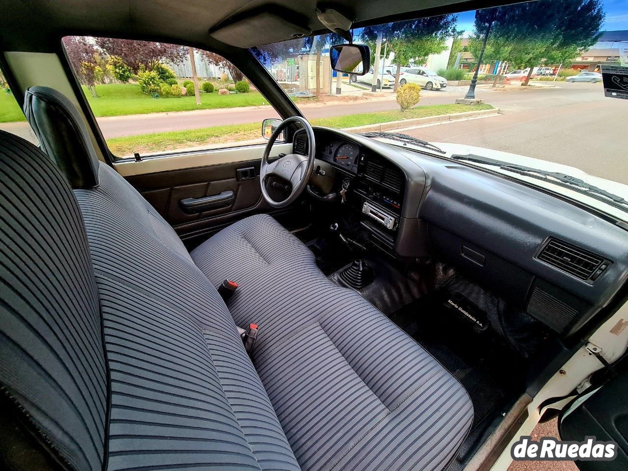 Toyota Hilux Usada en Mendoza, deRuedas