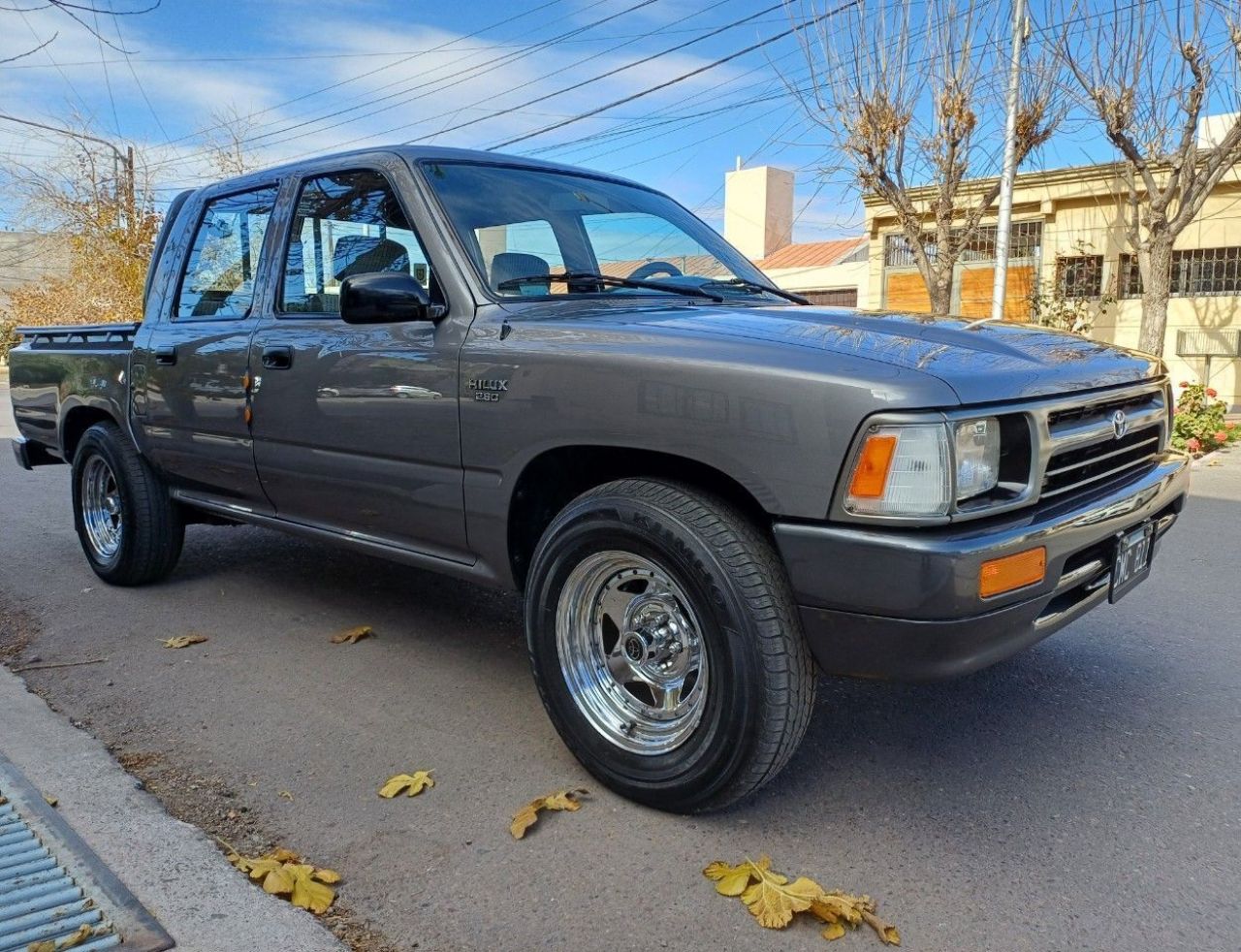 Toyota Hilux Usada en Mendoza, deRuedas