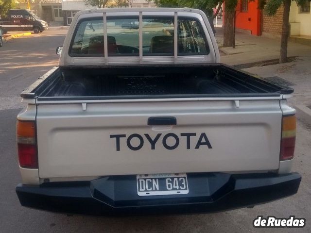 Toyota Hilux Usada en Mendoza, deRuedas