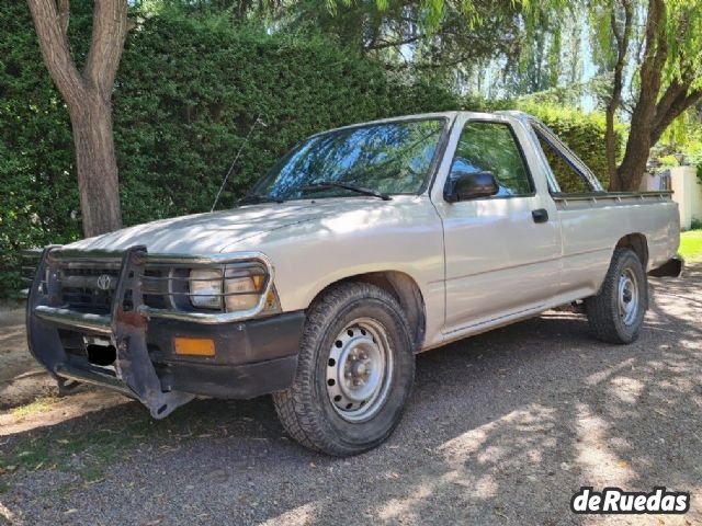 Toyota Hilux Usada en Mendoza, deRuedas