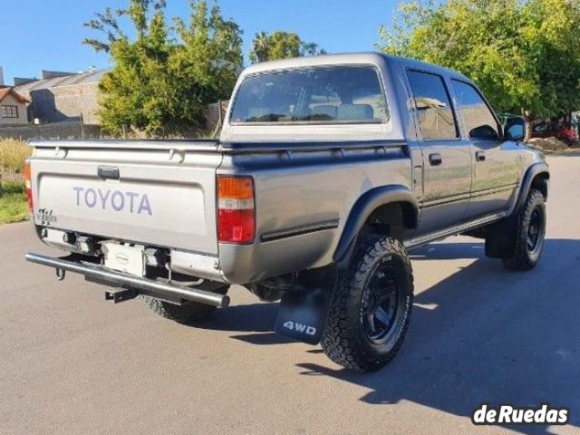 Toyota Hilux Usada en Mendoza, deRuedas