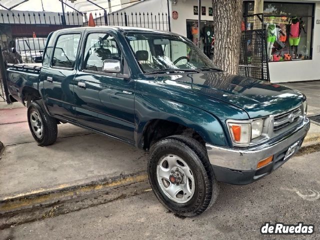Toyota Hilux Usada en Mendoza, deRuedas