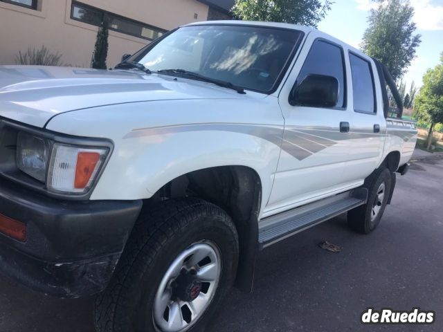 Toyota Hilux Usada en Mendoza, deRuedas